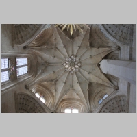 Catedral de Burgos, photo Nicolas Vollmer, Wikipedia, Bóveda estrellada calada de Juan de Matienzo (1521-1524).jpg